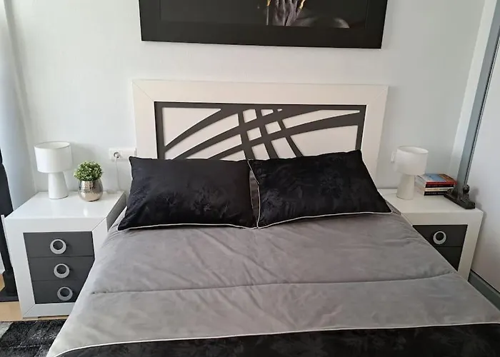 Julia De Lux トレビエハ