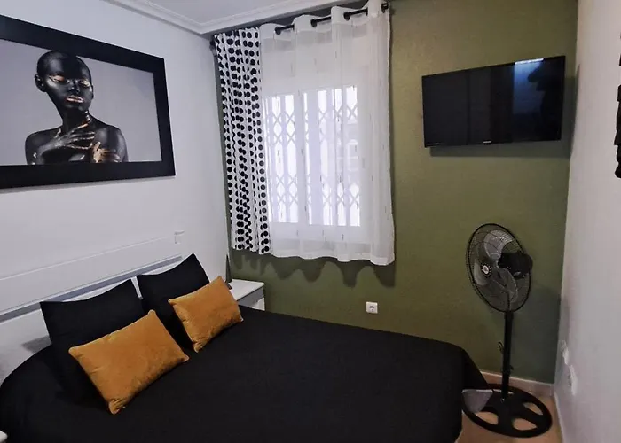 Julia De Lux アパート トレビエハ